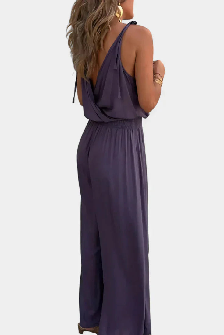 Donatila | Jumpsuit con Dettagli Dorati e Gamba Aperta