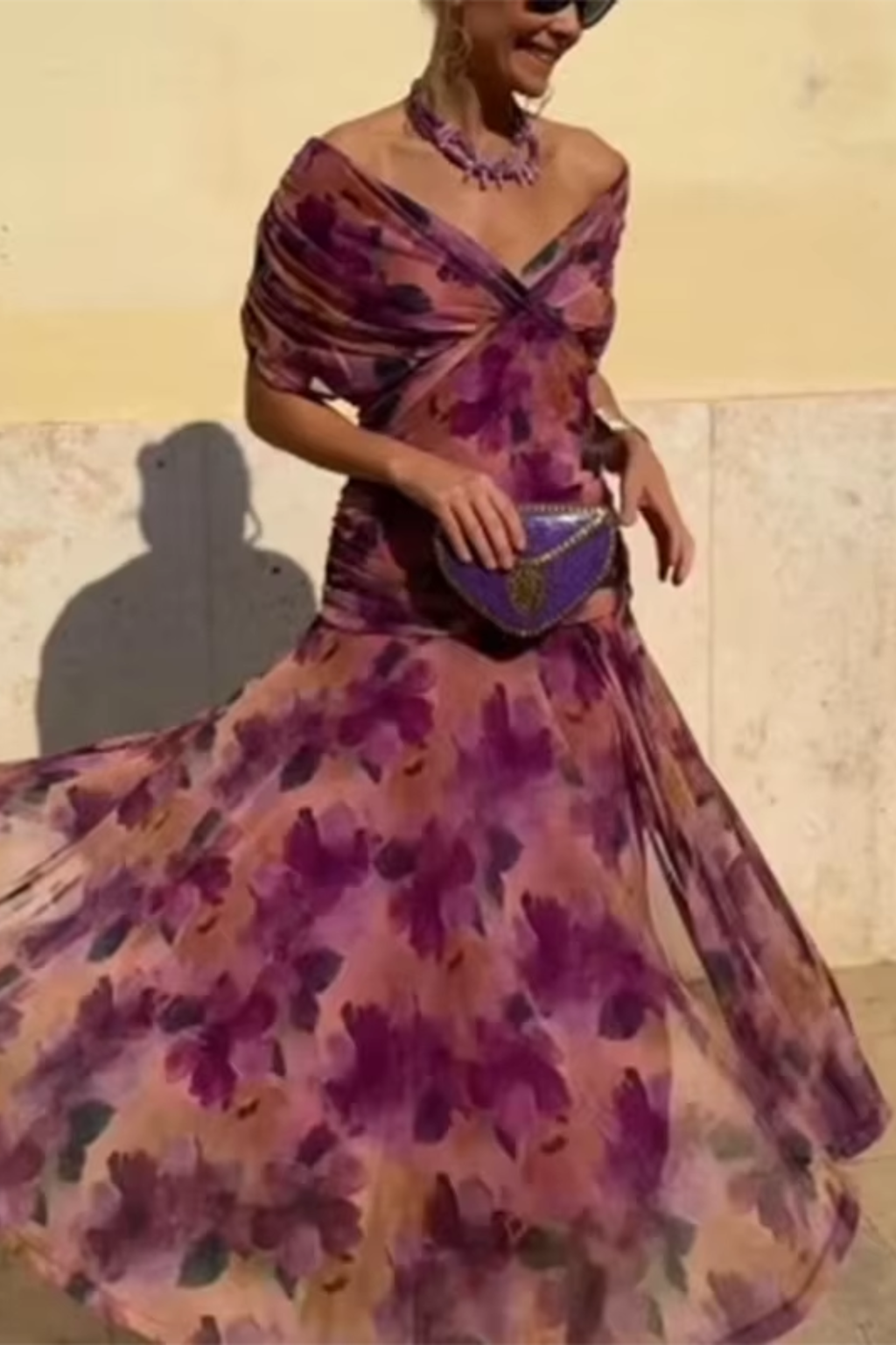 Luisa | Elegante abito lungo da cerimonia con scollo a V