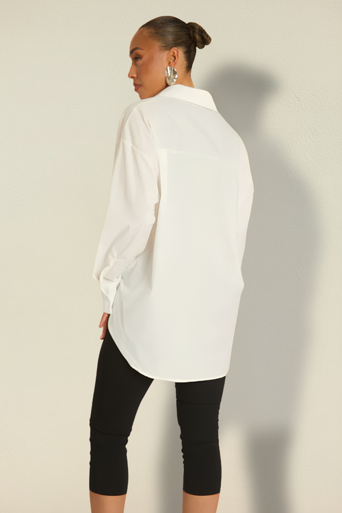 Aria — Camicia oversize bianca, un must-have