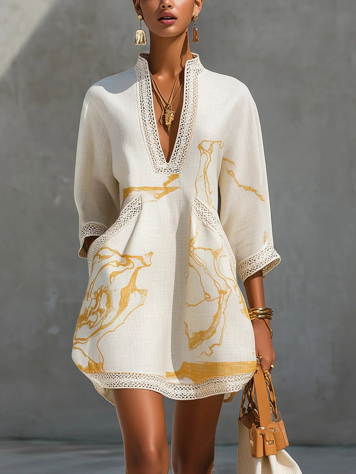 Donatella | Mini abito con stampa marmo dorata e pizzo crochet