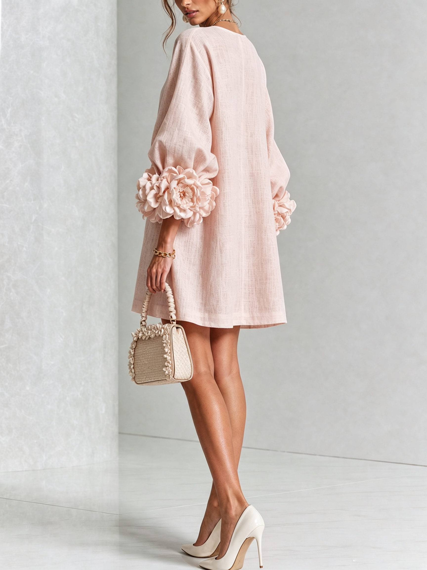 Abito Mini in Lino con Bottoni Fiore e Rose sui Polsini