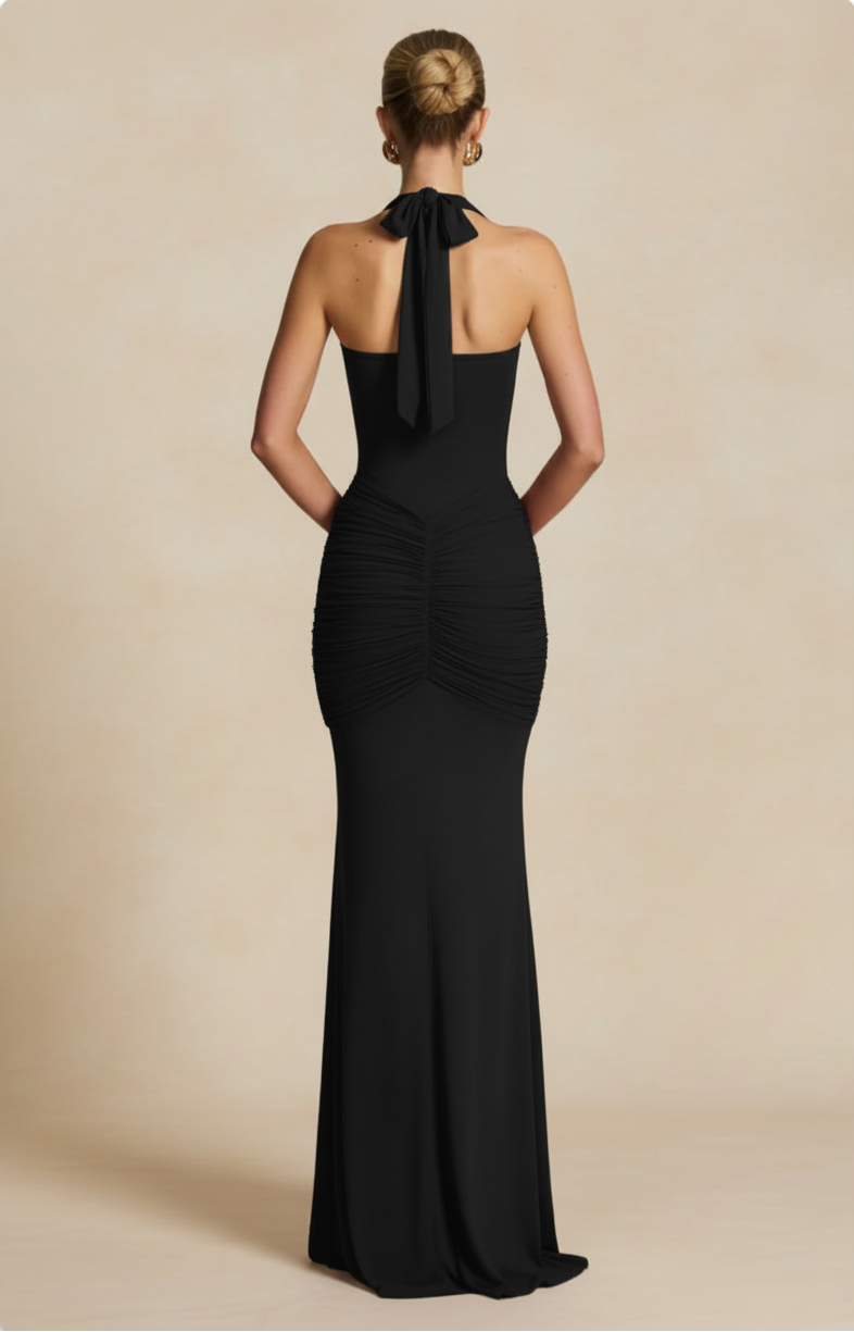 Seraphina – Abito lungo nero a balze effetto silhouette