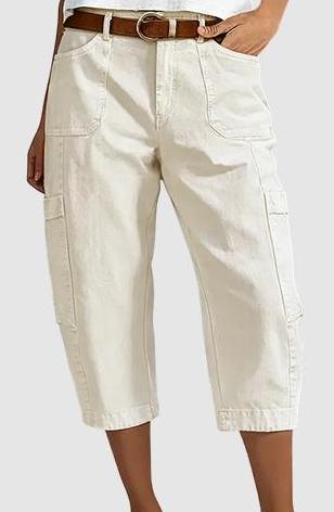 Pantaloni Capri cargo da donna in denim bianco – vista frontale