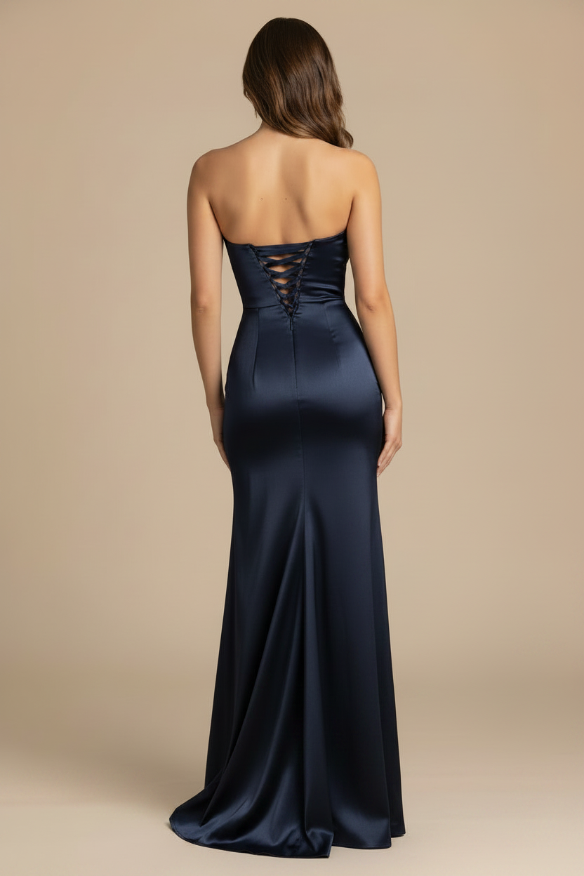 Serena – Abito lungo senza spalline effetto sagomato blu navy