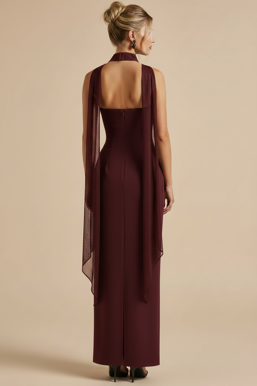 Vestito lungo senza spalline con caduta fluida color bordeaux