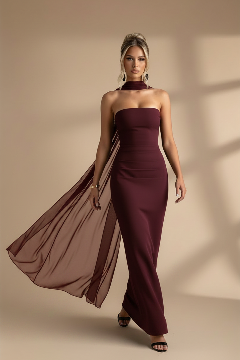 Vestito lungo senza spalline con caduta fluida color bordeaux