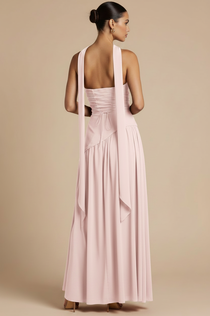 Valeria – Abito lungo senza spalline con spacco, elegante rosa chiaro