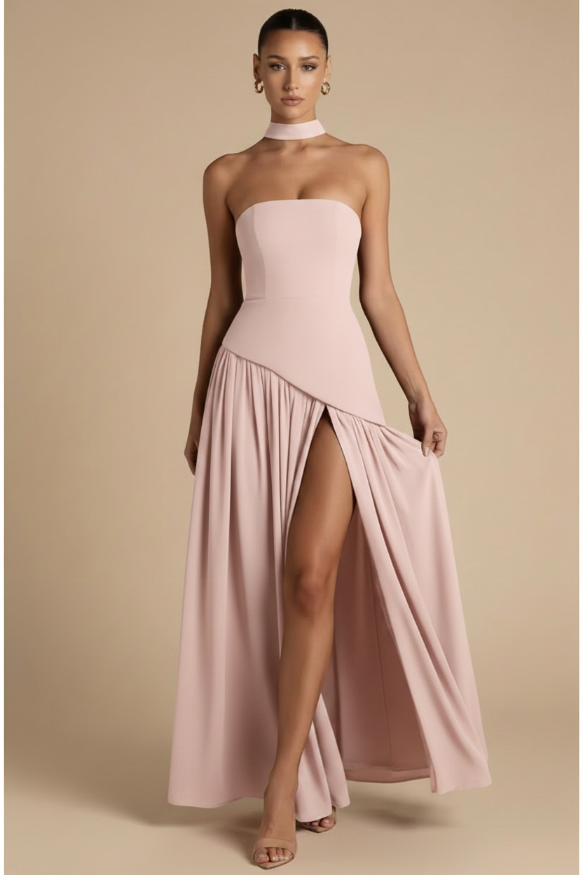 Valeria – Abito lungo senza spalline con spacco, elegante rosa chiaro